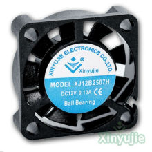 Ventilateur micro de CC de 5V 25mm 25X25X07mm pour le système de refroidissement léger de voiture